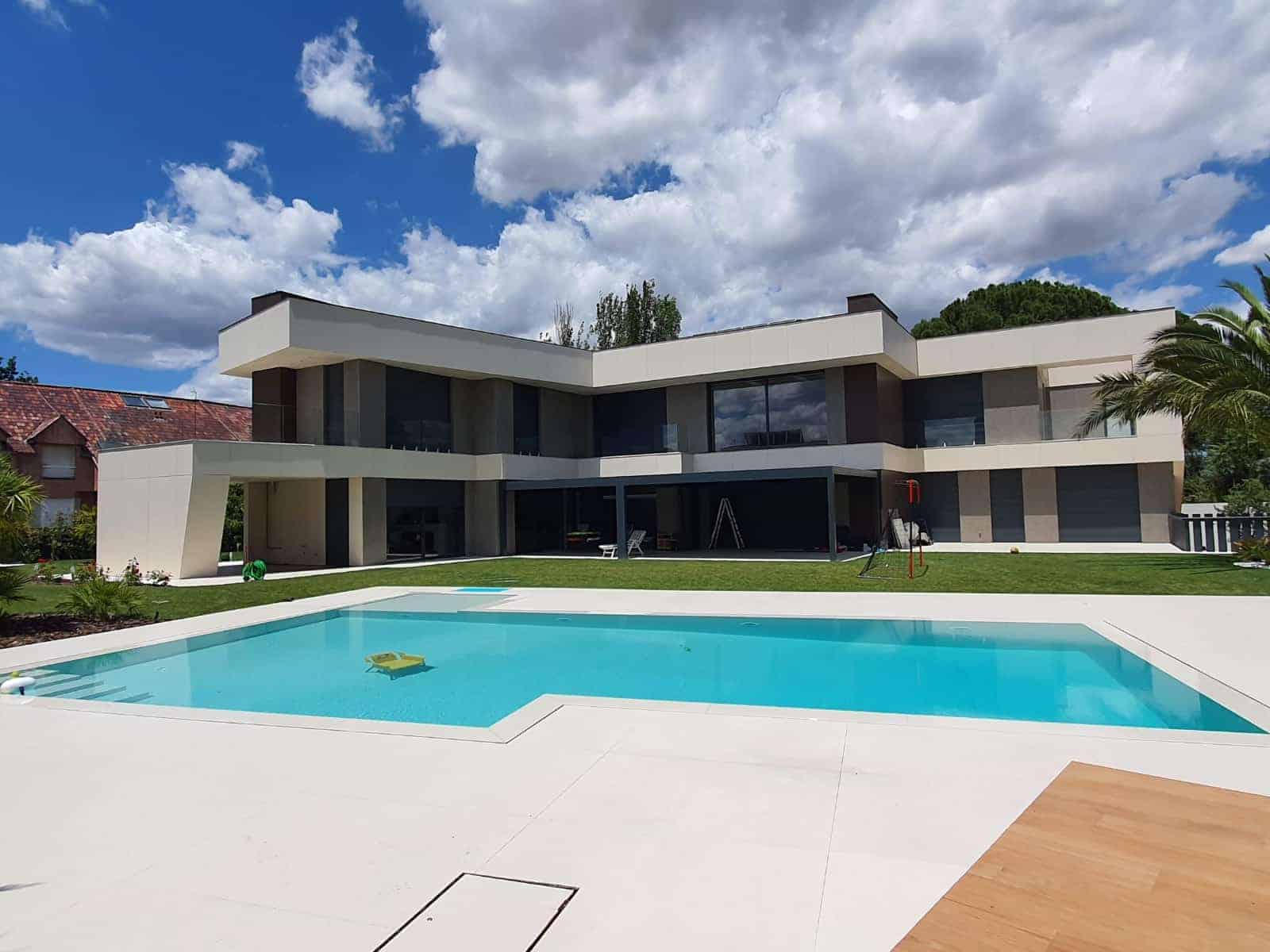 Obra-nueva-fachada-ventilada-hortaleza-02